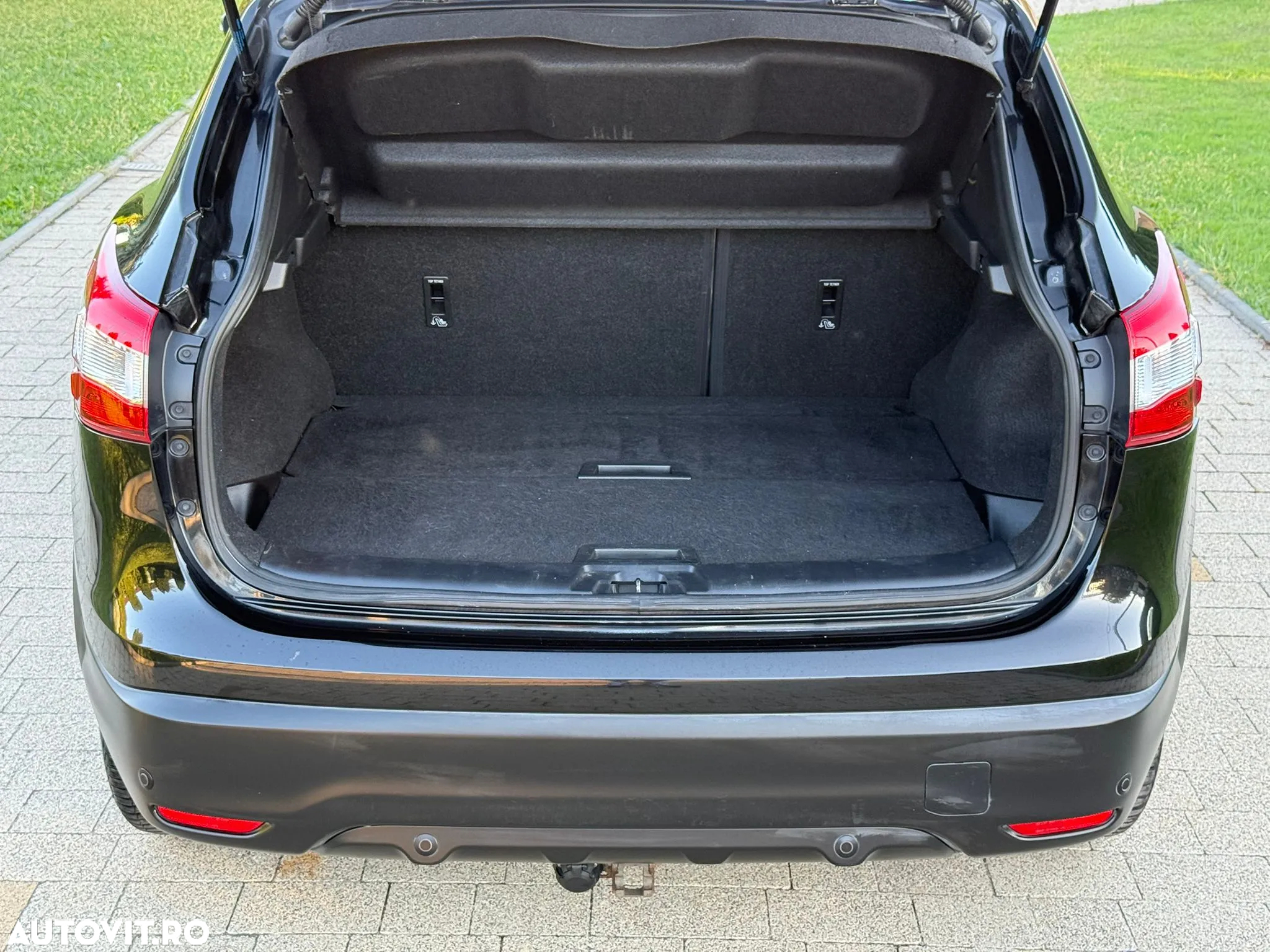 Nissan Qashqai 1.6 DCI Start/Stop N-Connecta - 22