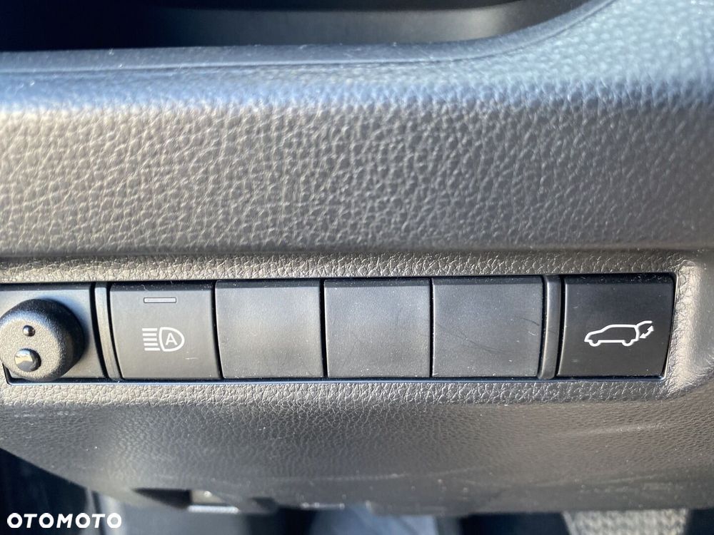 Toyota RAV4 - 16