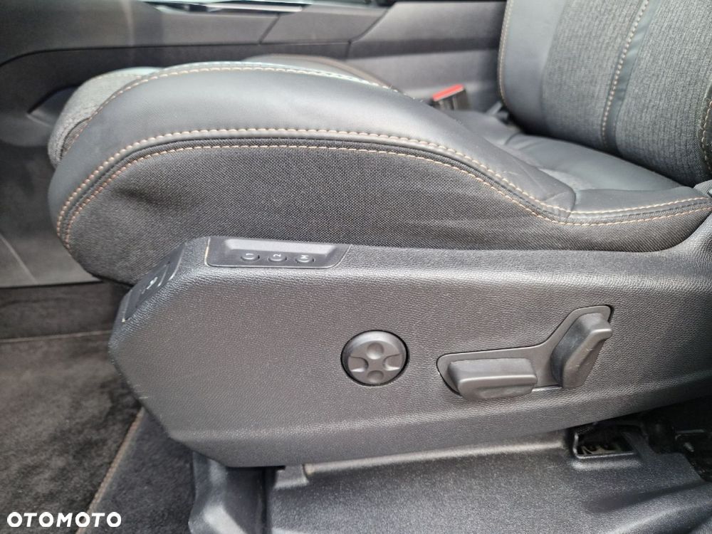 Peugeot 5008 BlueHDI 150 Stop & Start Allure - 11
