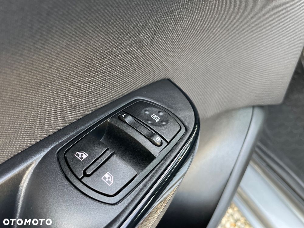 Opel Corsa 1.4 Enjoy - 28