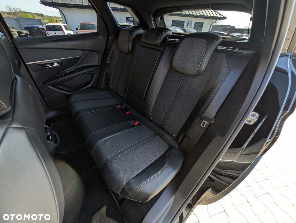Peugeot 3008 2.0 BlueHDi GT S&S EAT8 - 38