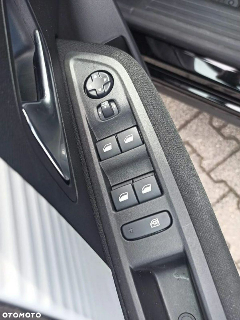 Citroën C4X 1.2 PureTech Max S&S EAT8 - 28