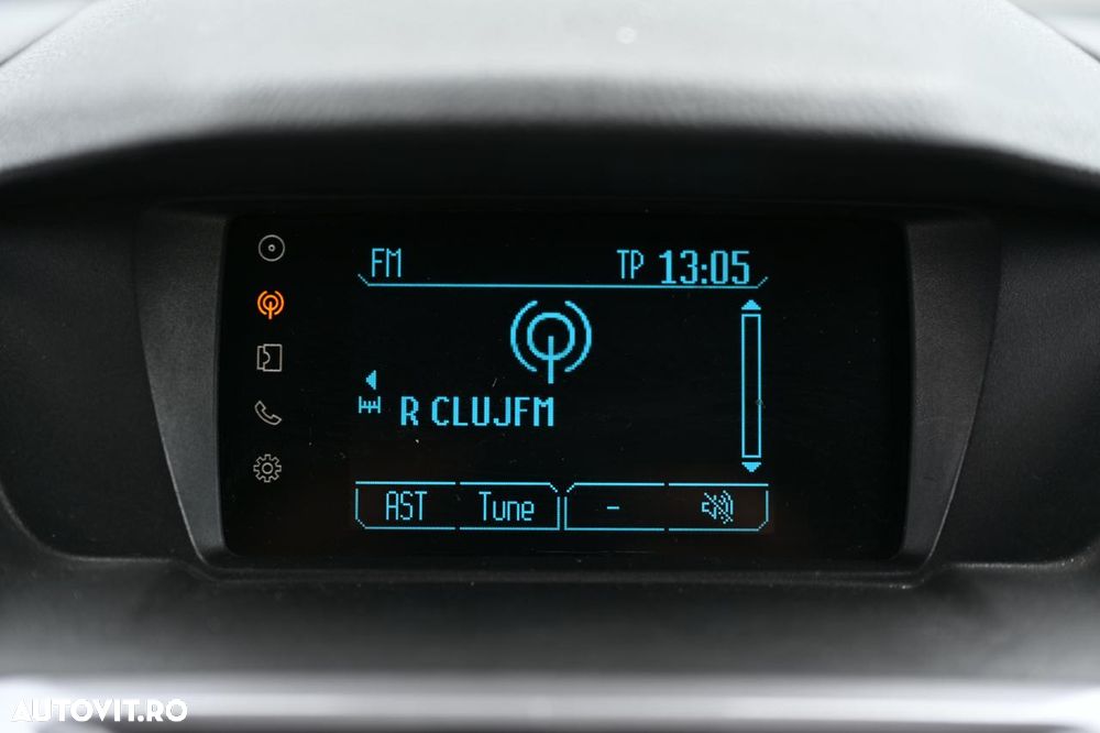 Ford Transit Connect - 17