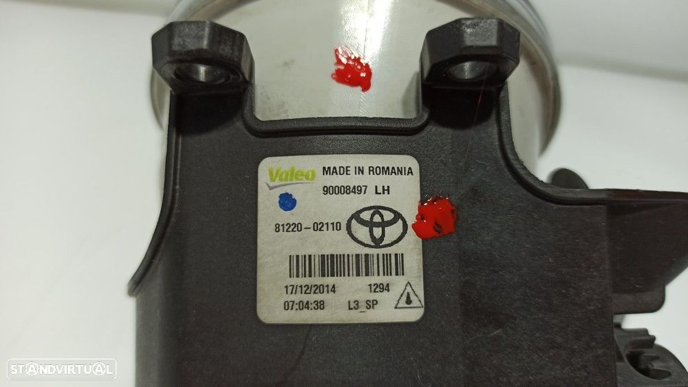 FAROL DE NEVOEIRO ESQUERDO TOYOTA YARIS ACTIVE - 2