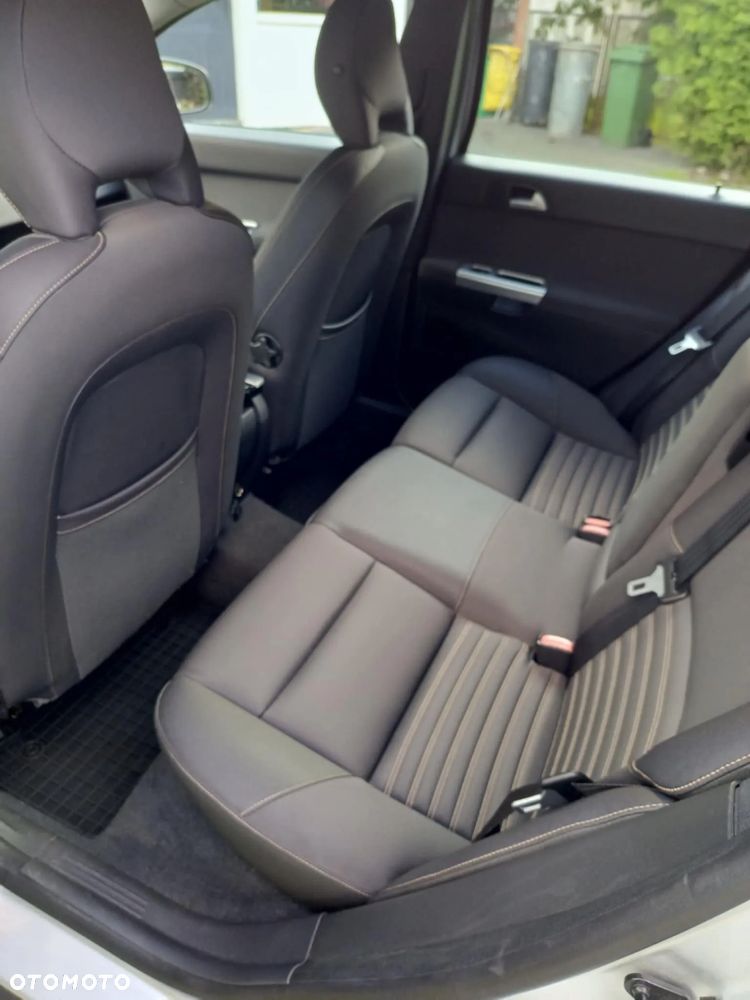 Volvo V50 - 2