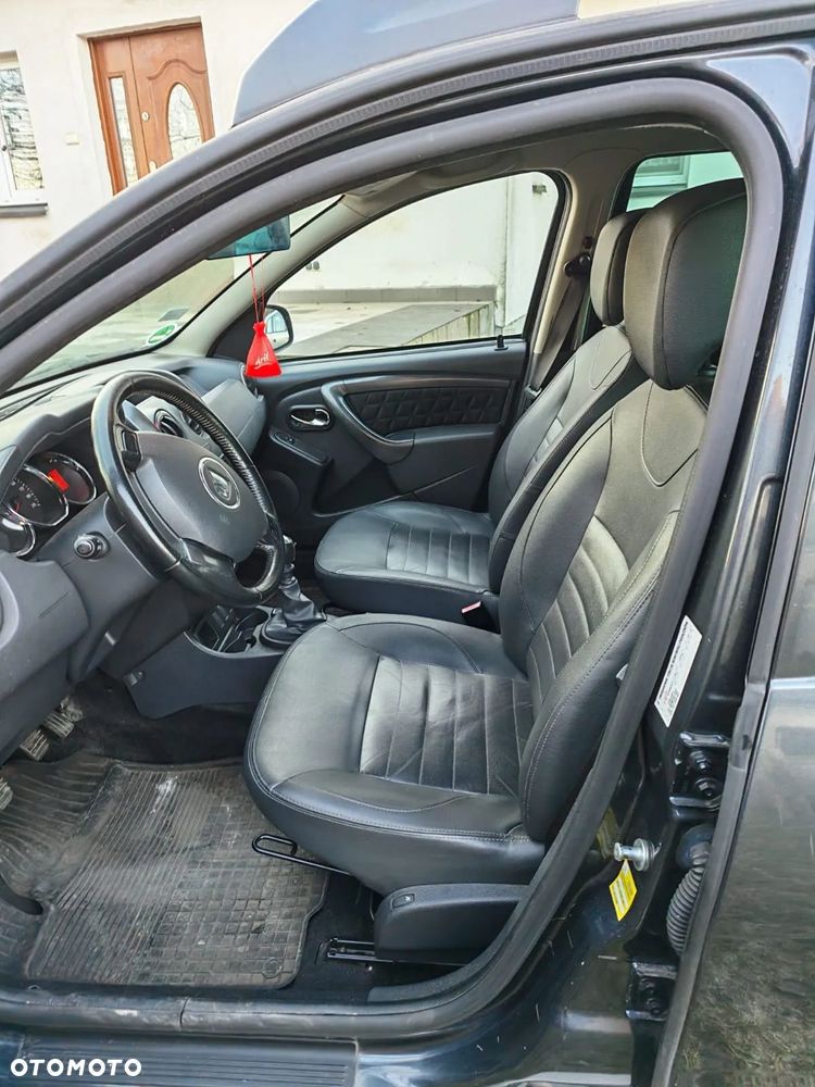 Dacia Duster 1.2 TCe Laureate - 6