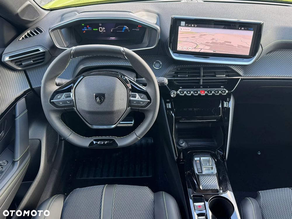Peugeot 208 1.2 mHEV GT - 19
