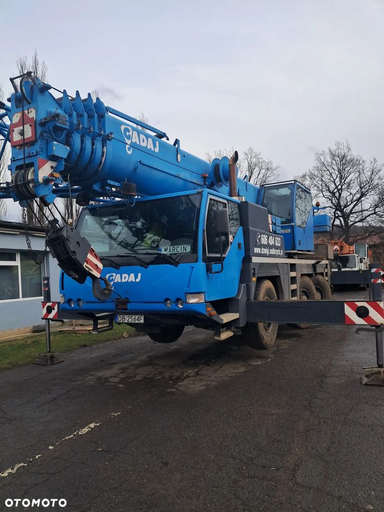 Liebherr LTM 1055/1 - 11