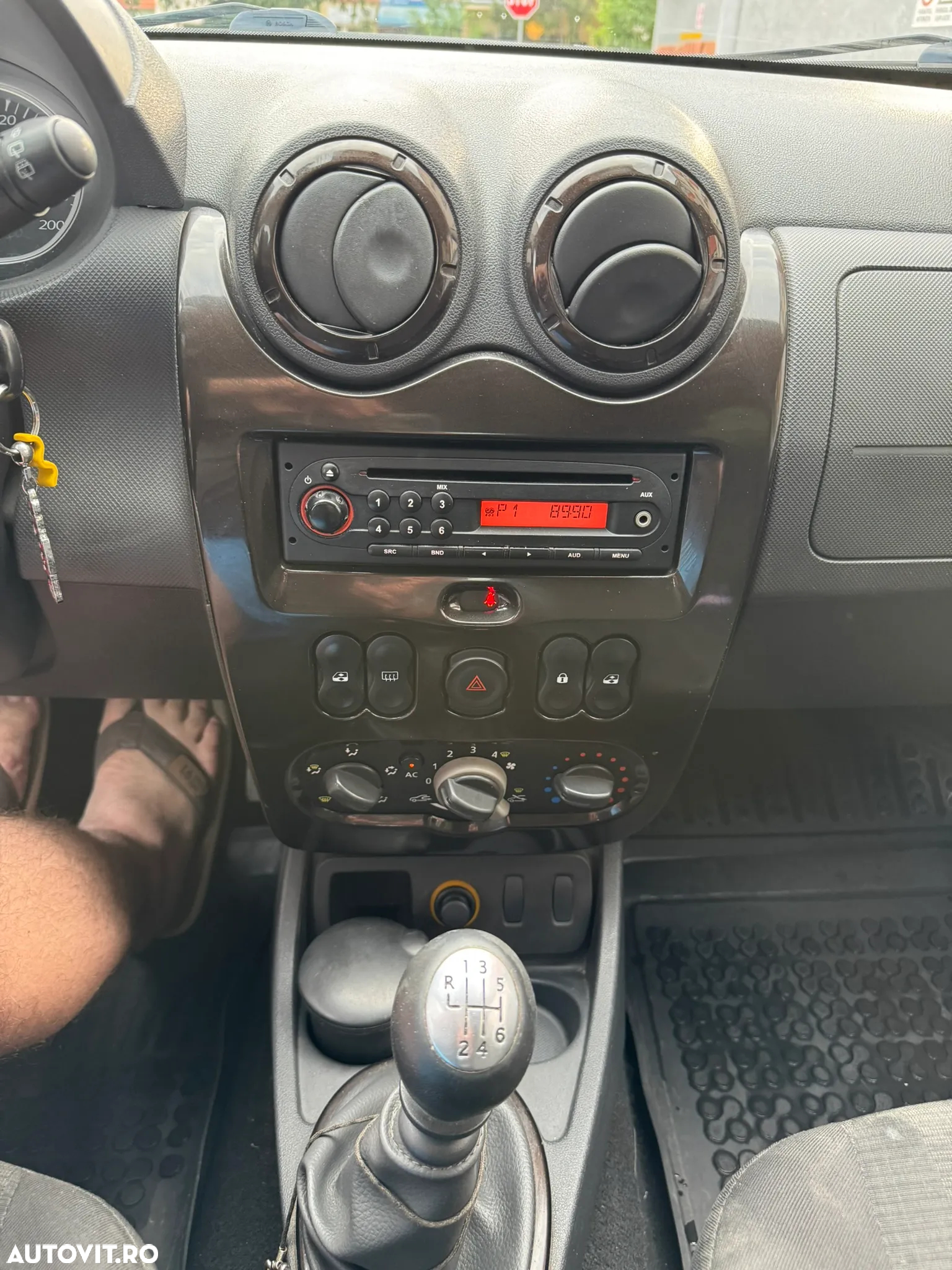 Dacia Duster 1.5 dCi 4x2 Ambiance - 10