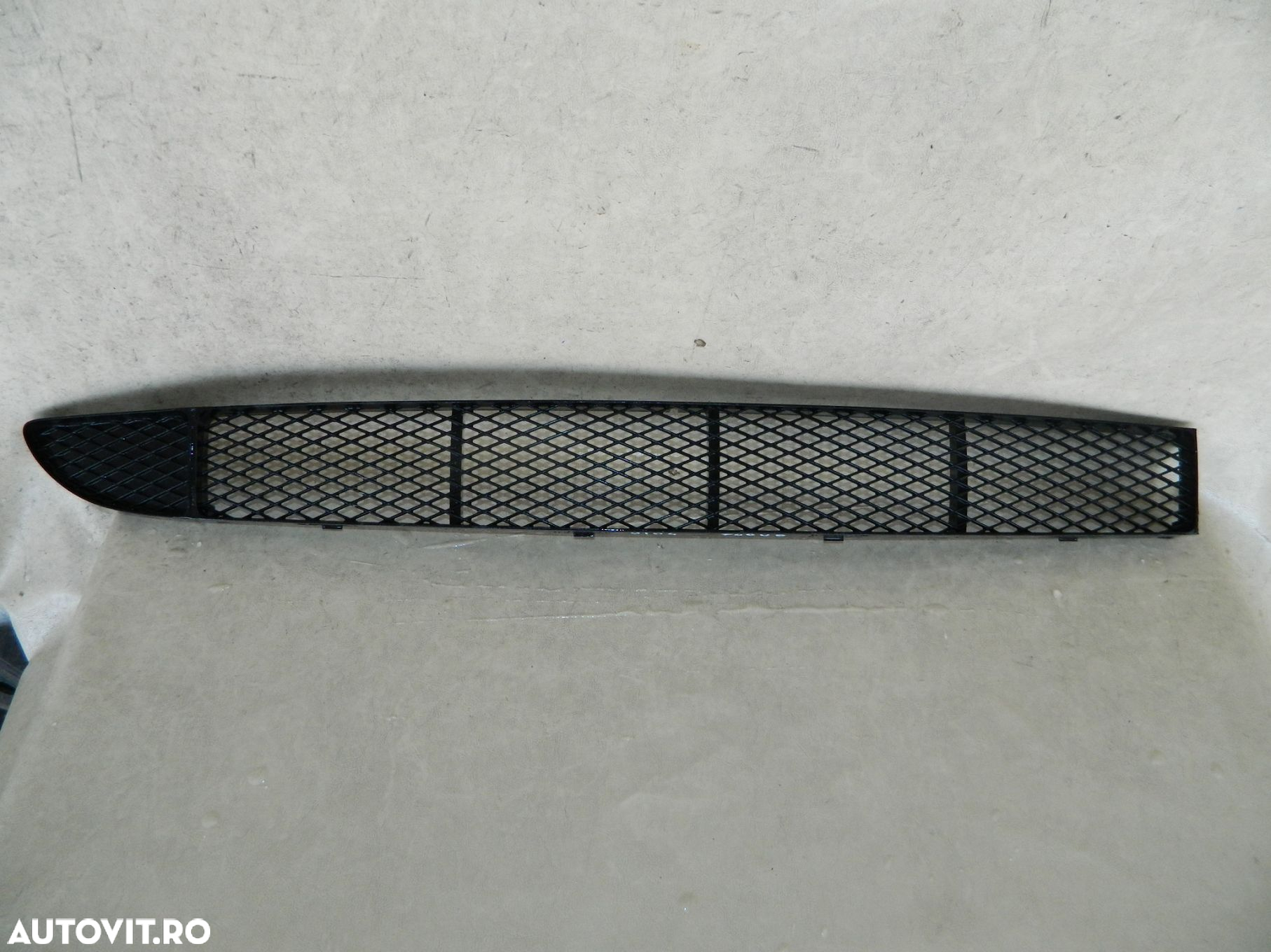 Grila intre proiectoare, Ford Focus, 98-01, 98AB-A018A58-CDW - 2