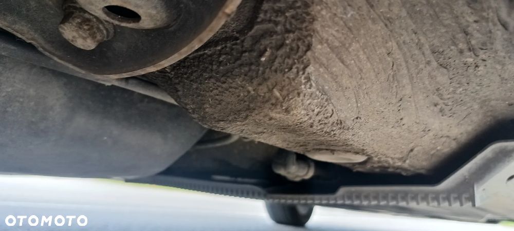 Skoda Octavia 1.6 TDI DPF DSG Elegance - 18