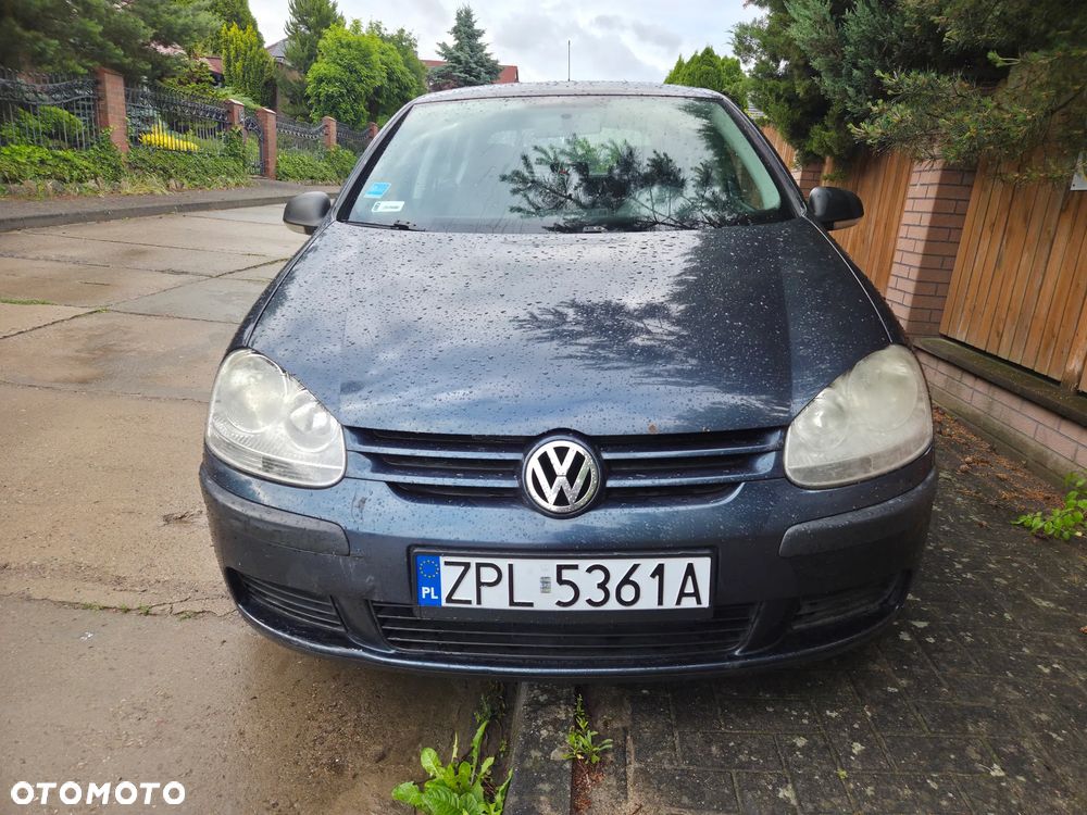 Volkswagen Golf - 2