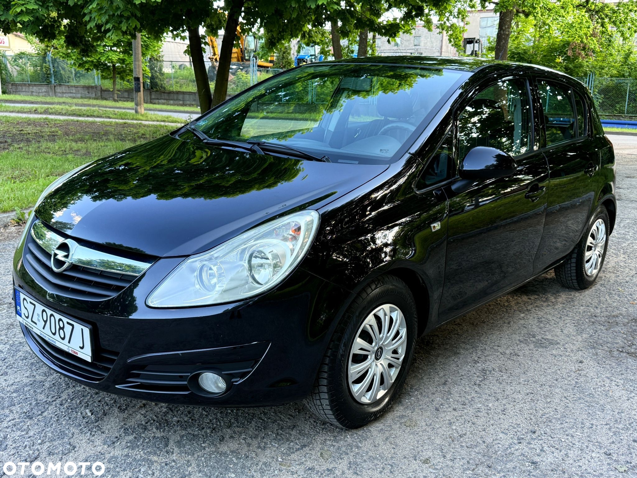 Opel Corsa 1.2 16V Enjoy - 4