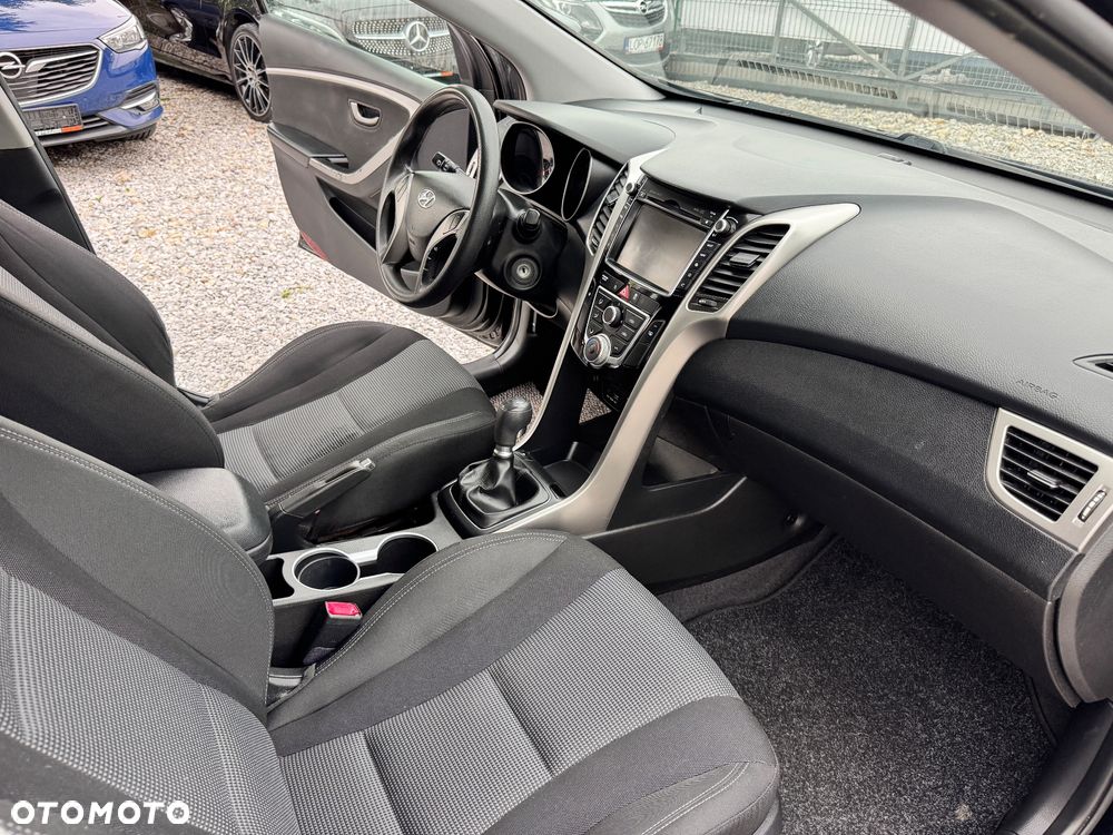 Hyundai i30 - 17
