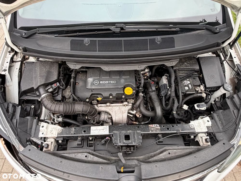 Opel Zafira 1.4 Turbo Business Innovation - 31