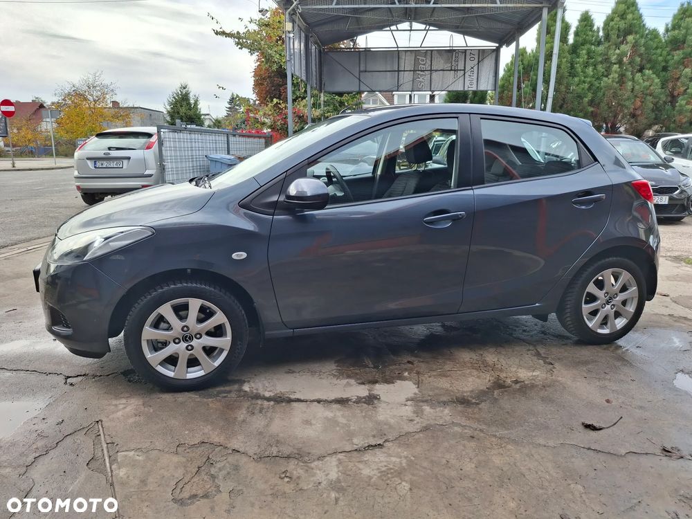 Mazda 2 - 5