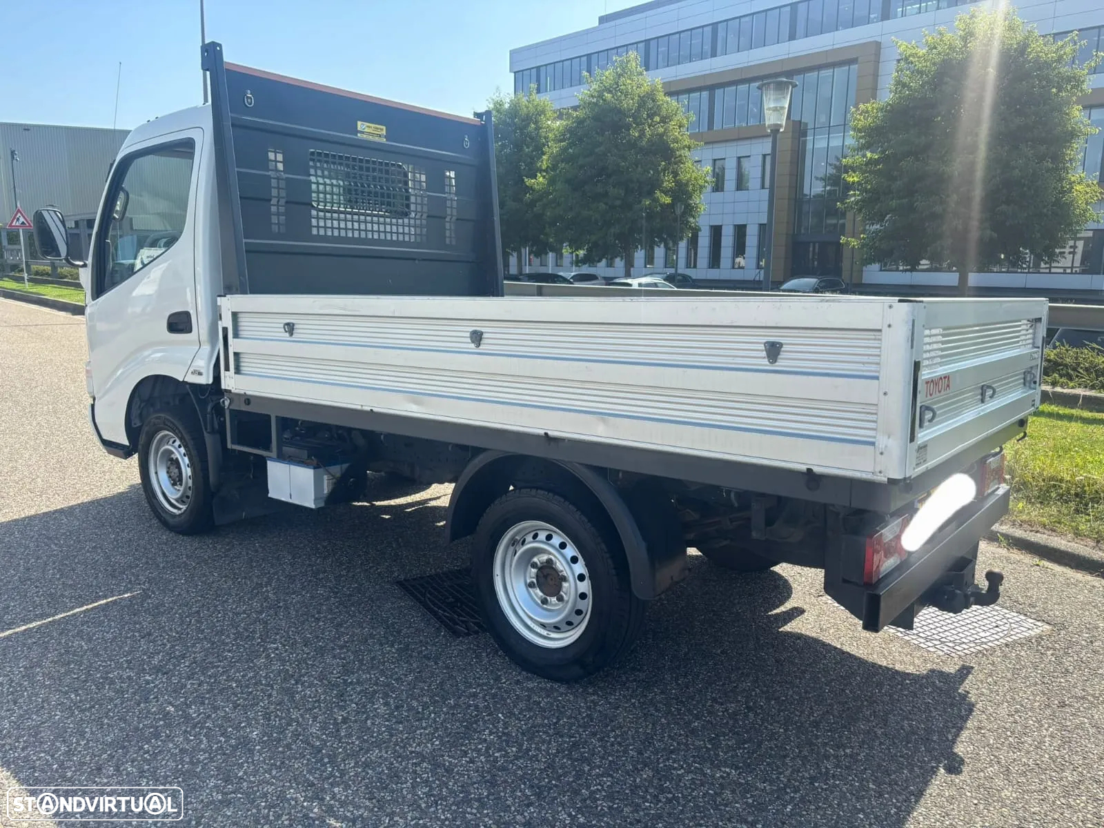 Toyota Dyna 100 3.0 d4d - 5
