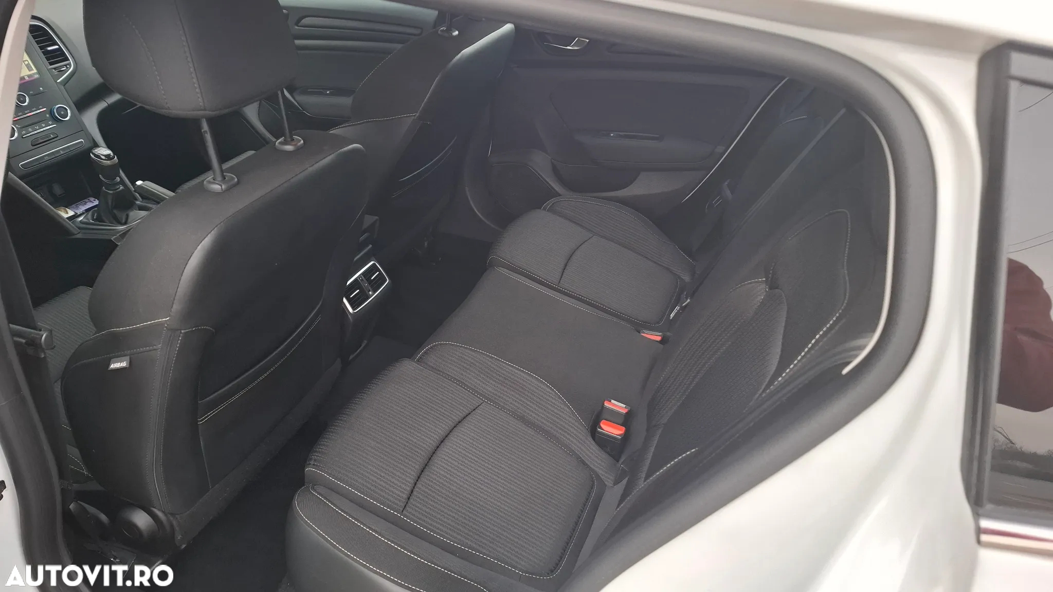 Renault Megane Grandtour TCe 115 GPF LIMITED - 7