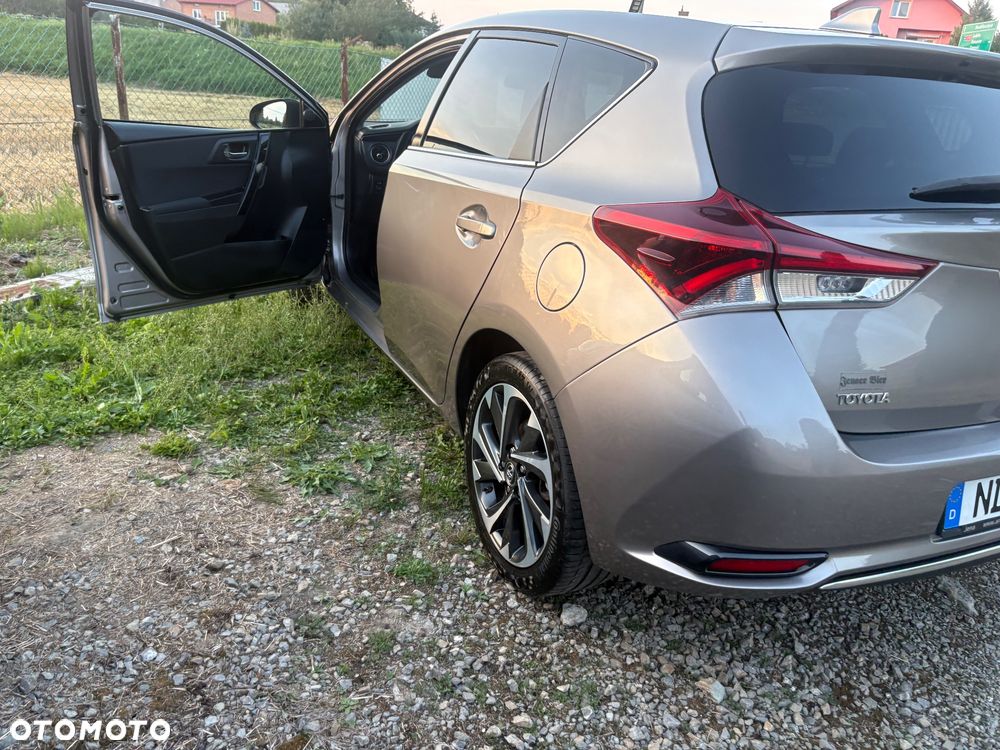 Toyota Auris 1.2 T GPF Premium - 18
