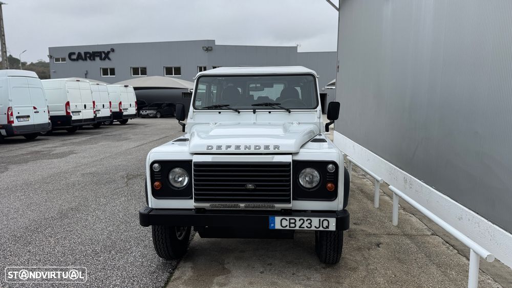 Land Rover Defender 110 DPF E - 3
