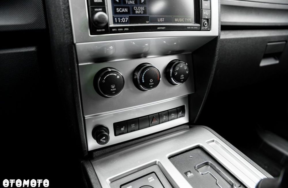 Dodge Nitro 4.0 Automatik R/T - 33