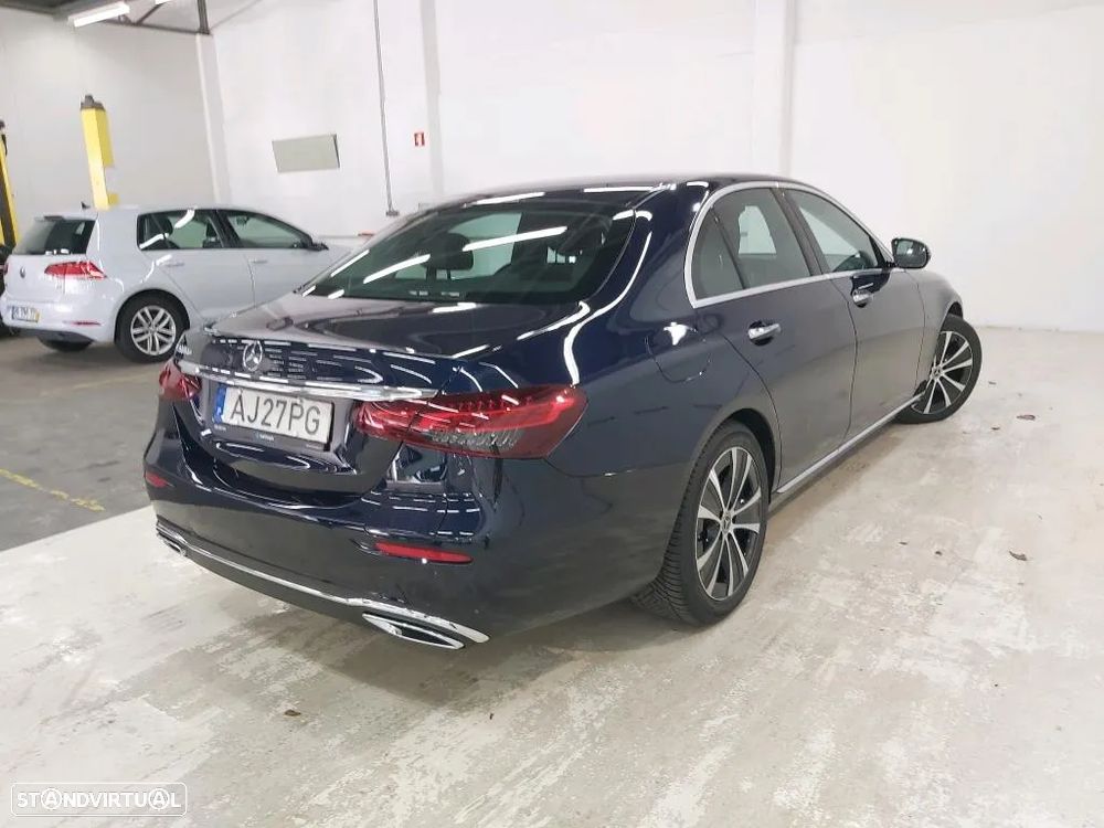 Mercedes-Benz E 300 de Exclusive Line - 3
