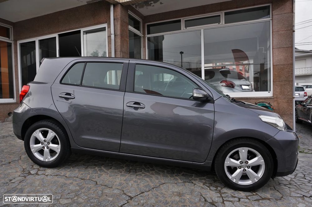 Toyota Urban Cruiser 1.4 D-4D High Pack - 4