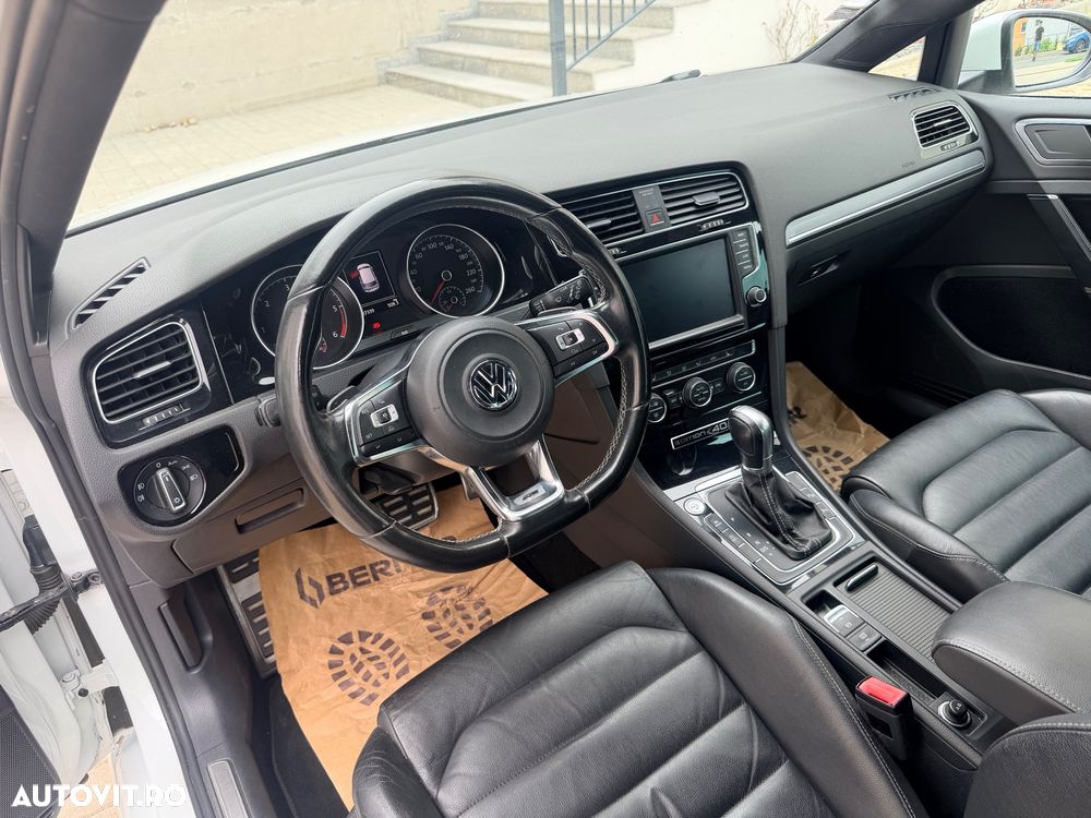 Volkswagen Golf - 7