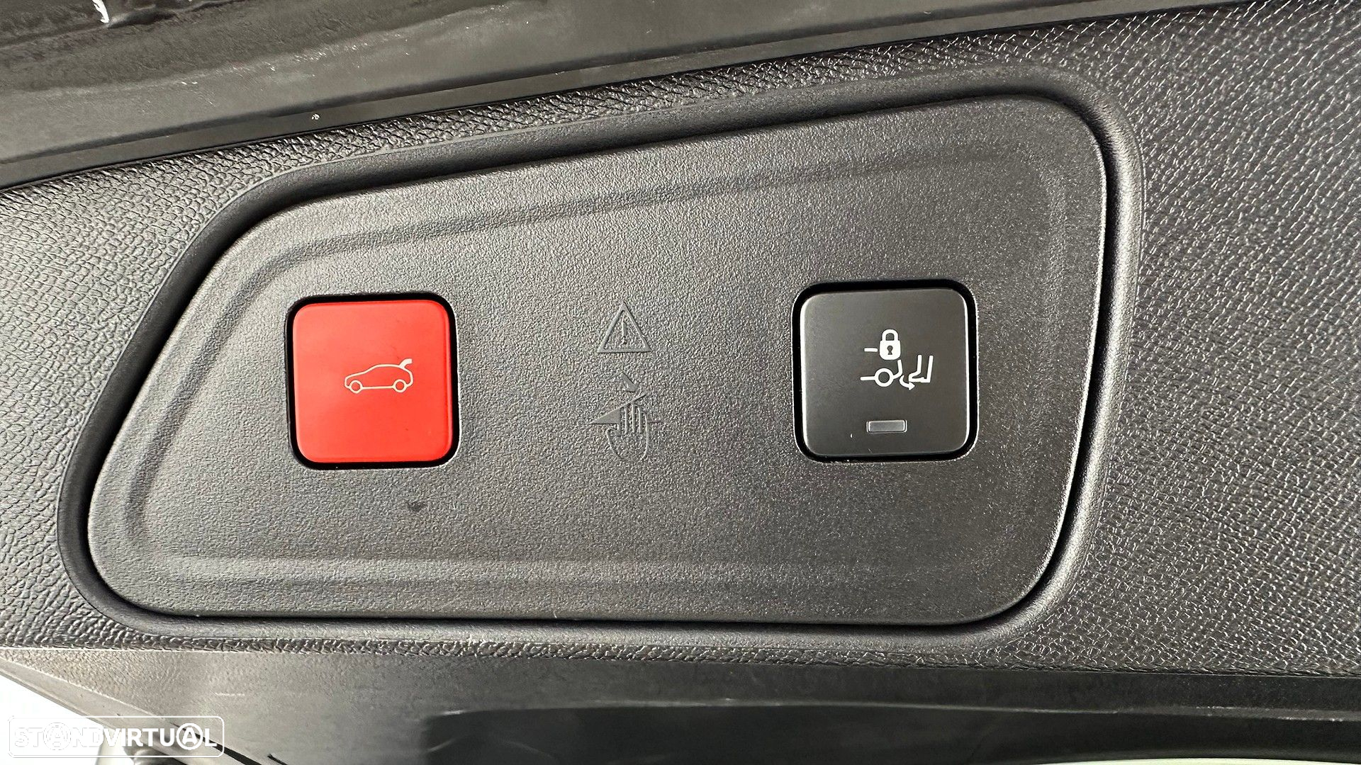 Peugeot 3008 1.6 Hybrid GT Pack e-EAT8 - 61