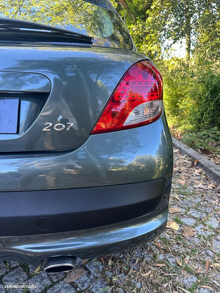 Peugeot 207 1.4 16V Sport - 12