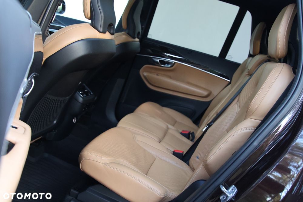 Volvo XC 90 D5 SCR AWD Inscription 7os - 19