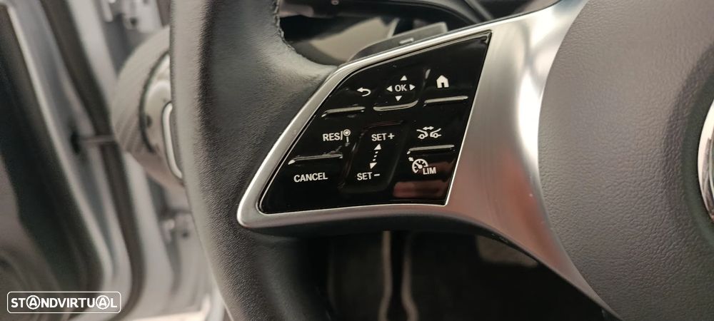 Mercedes-Benz A 200 Standard - 25