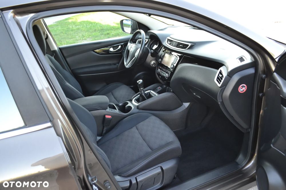 Nissan Qashqai 1.2 DIG-T Tekna EU6 - 22