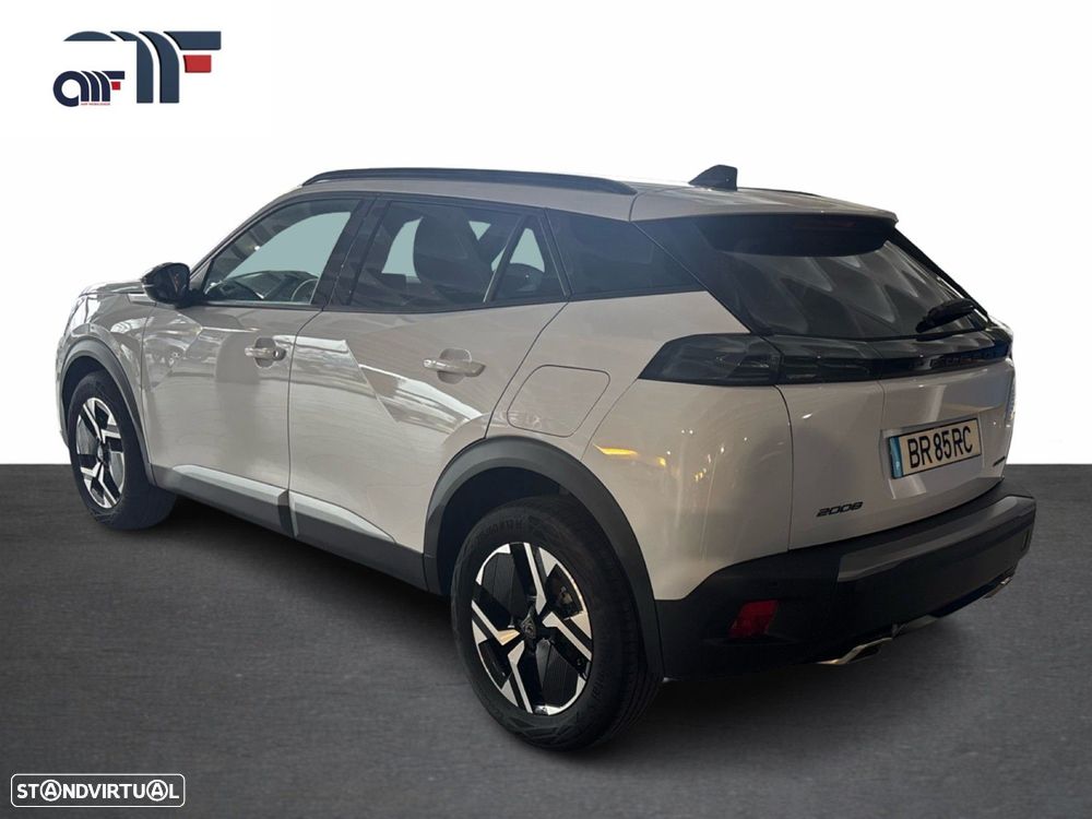 Peugeot 2008 - 9