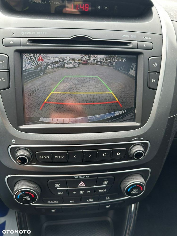 Kia Sorento - 9