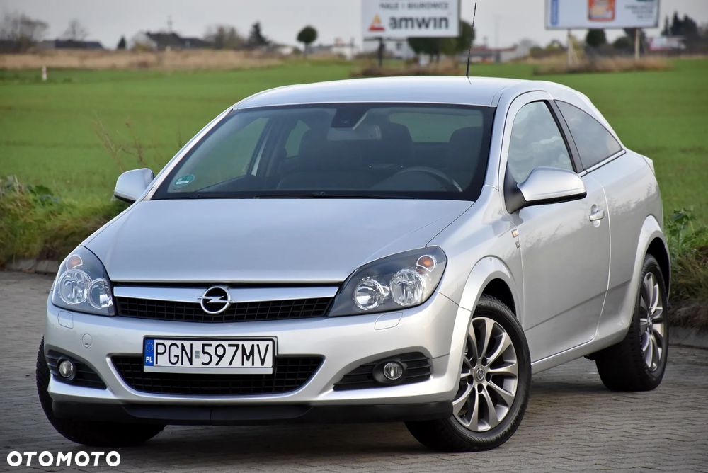 Opel Astra GTC 1.6 Edition 111 Jahre - 2