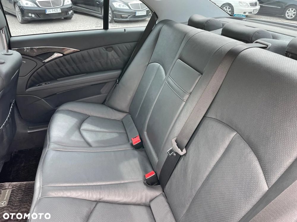 Mercedes-Benz Klasa E 350 4-Matic Avantgarde - 11