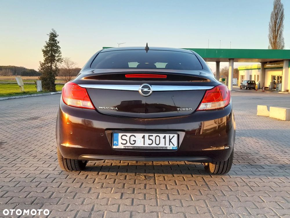 Opel Insignia 1.6 T Sport - 11