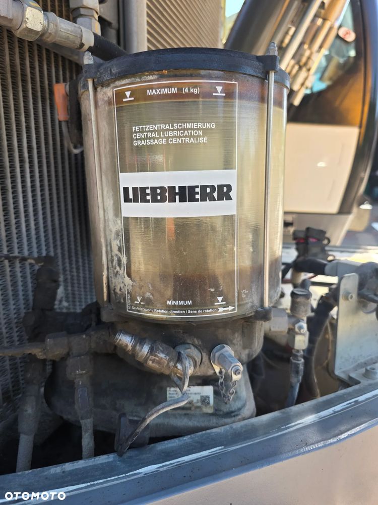 Liebherr R926 Compact Litronic Roto - 10