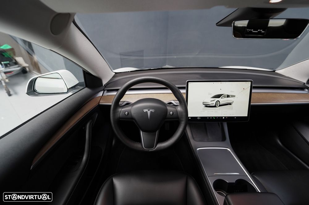 Tesla Model 3 Tração Traseira Standard - 20