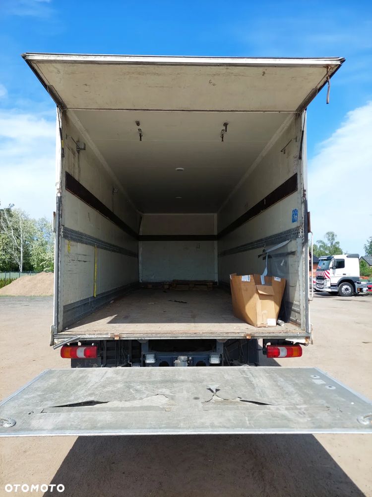 Mercedes-Benz ACTROS - 8