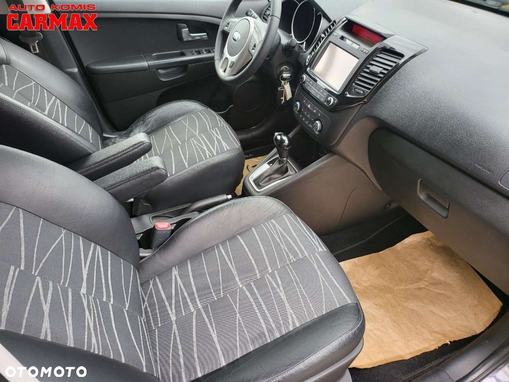 Kia Venga - 31