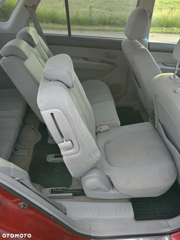 Kia Carens 2.0 EX - 15
