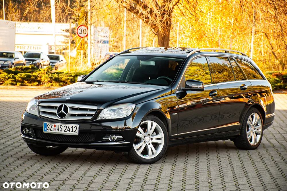 Mercedes-Benz Klasa C 180 T Kompressor BlueEFFICIENCY Avantgarde - 29