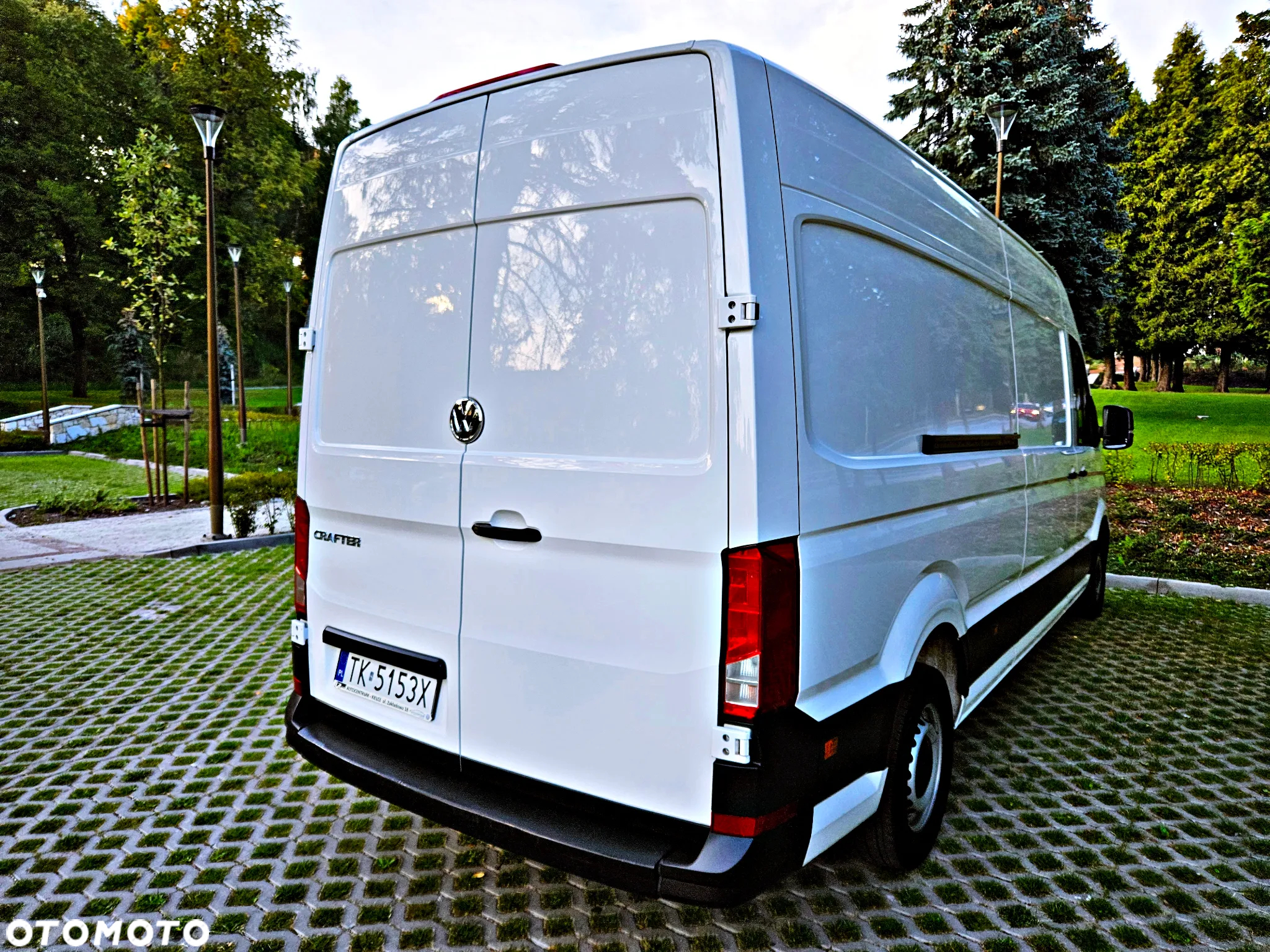 Volkswagen Crafter L4H3*Max*Full Led*Tempomat*Salon PL*Jeden Właściciel - 24