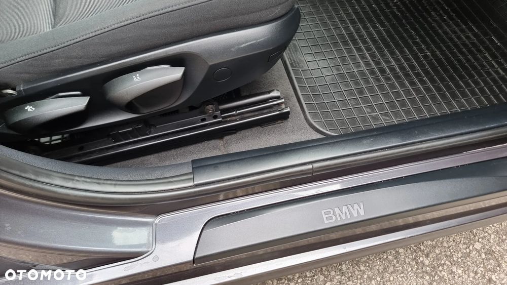 BMW Seria 1 118d - 33