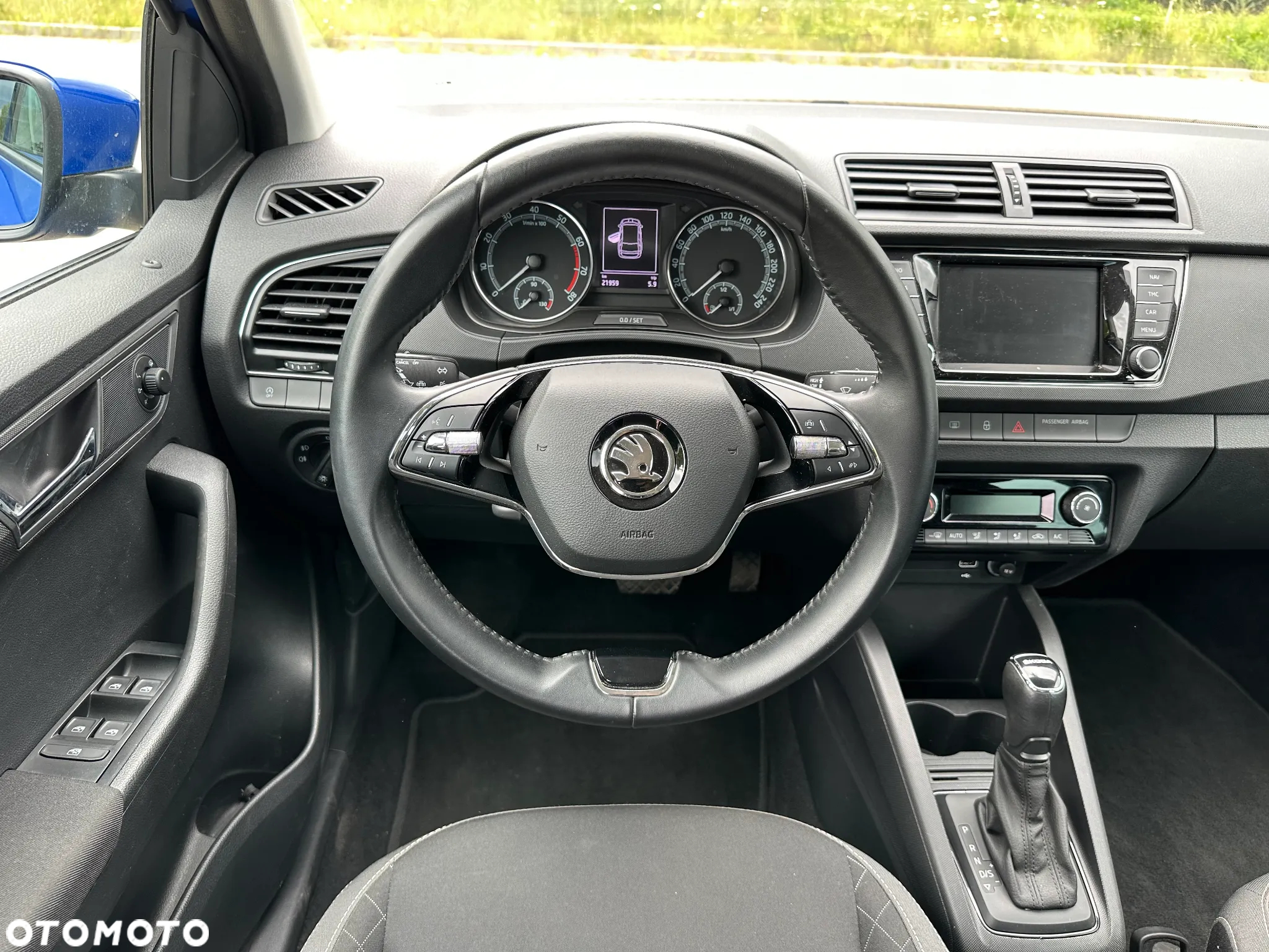 Skoda Fabia 1.0 TSI Ambition DSG - 24