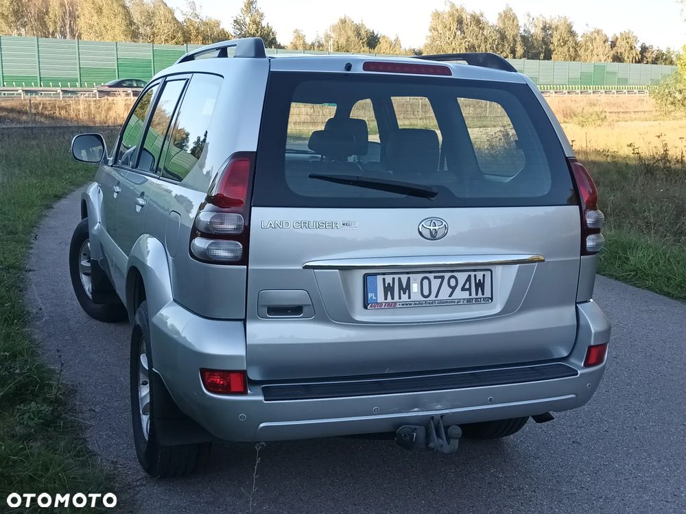 Toyota Land Cruiser - 13