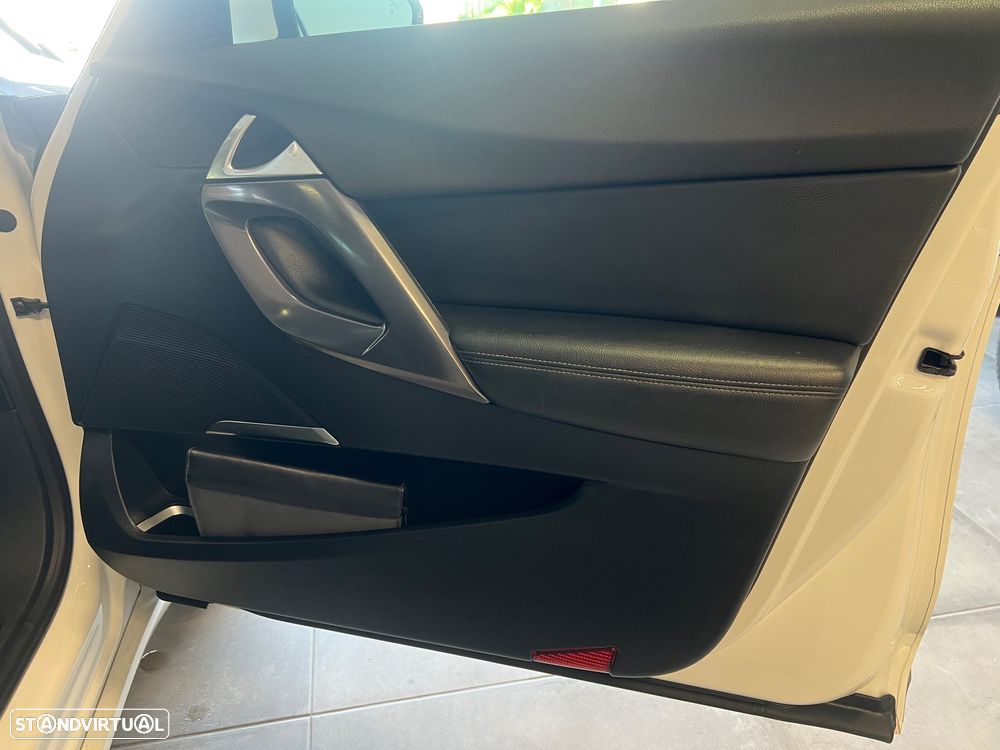 Citroën DS5 1.6 BlueHDi So Chic - 8