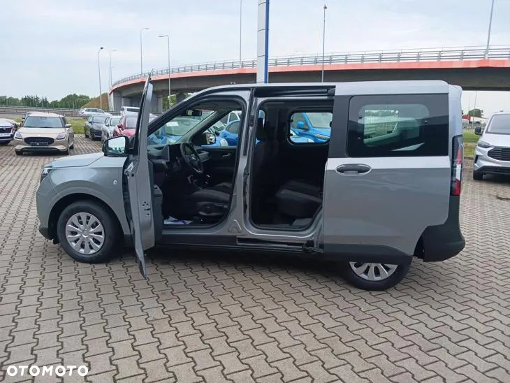 Ford Tourneo Courier 1.0 EcoBoost Trend - 21